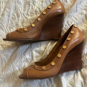 Tory Burch Peep Toe Tan Leather Wedges with Gold Emblems